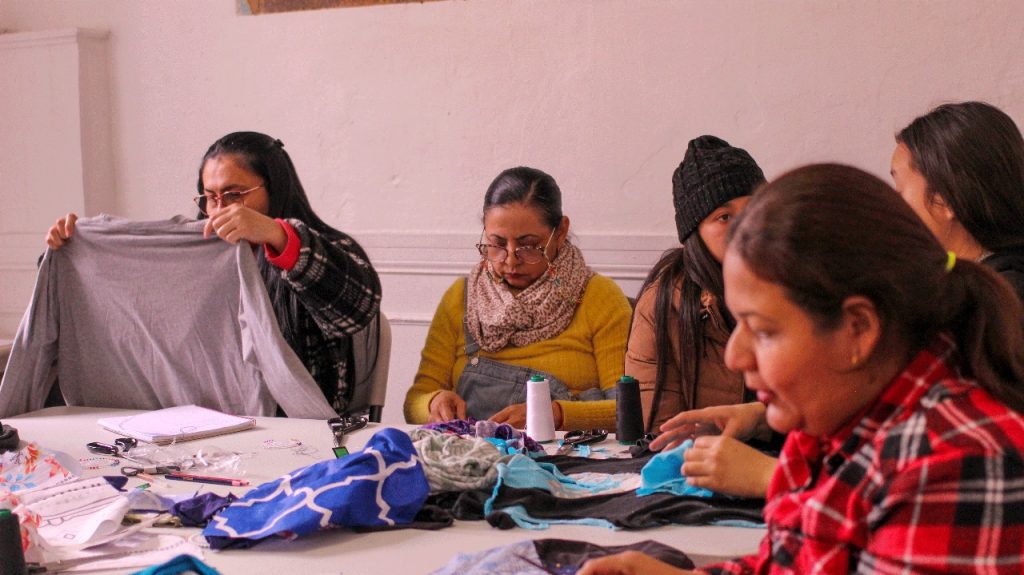 ReparArte “Moda y confección para personas migrantes”